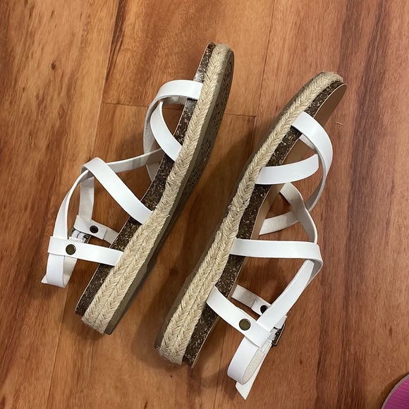 Sprit Sandal - Picture 4 of 4